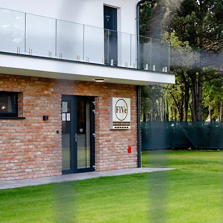 Five Lägenhetshotell 4*