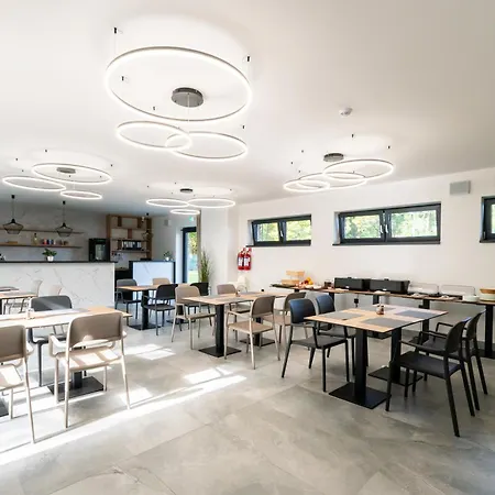 Five Hotel apartamentowy