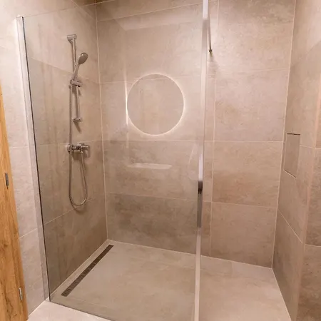 Five 4* Dunajská Streda