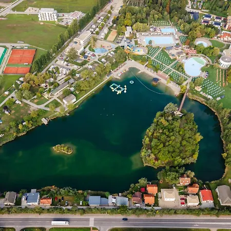 Five Aparthotel Dunajská Streda